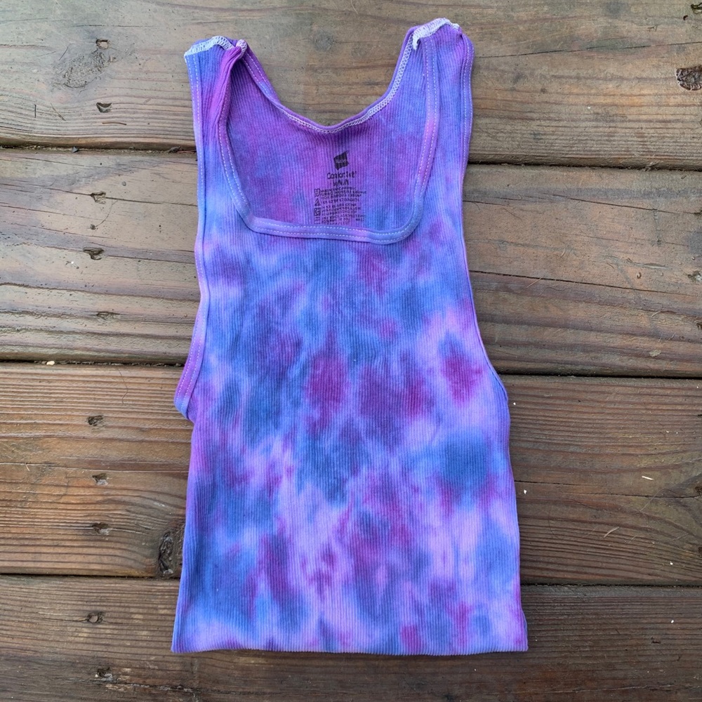 Women’s tie dye tank